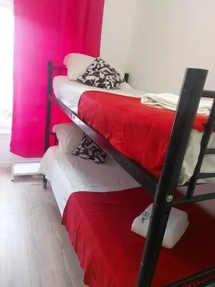 Ortak Ranzalı Oda, Karma Ranzalı Oda (1 bed in 6-bed dorm)