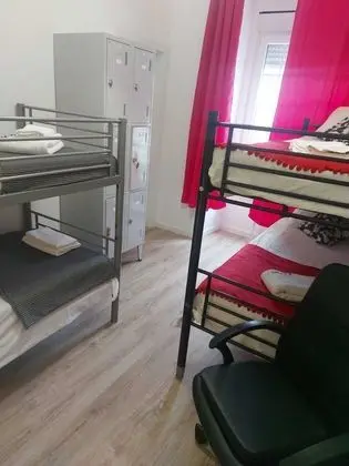 Ortak Ranzalı Oda, Karma Ranzalı Oda (1 bed in 6-bed dorm)
