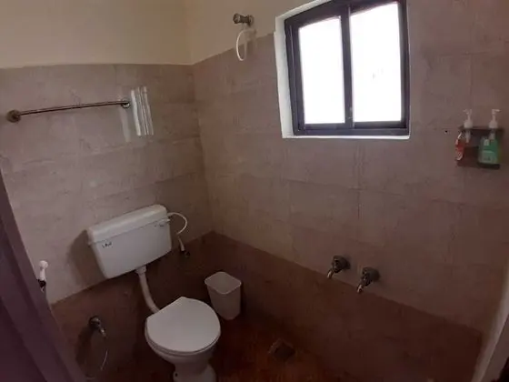 Basic Tek Büyük Yataklı Oda