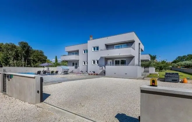 Ev, 3 Yatak Odası, Engellilere Uygun, Balkon