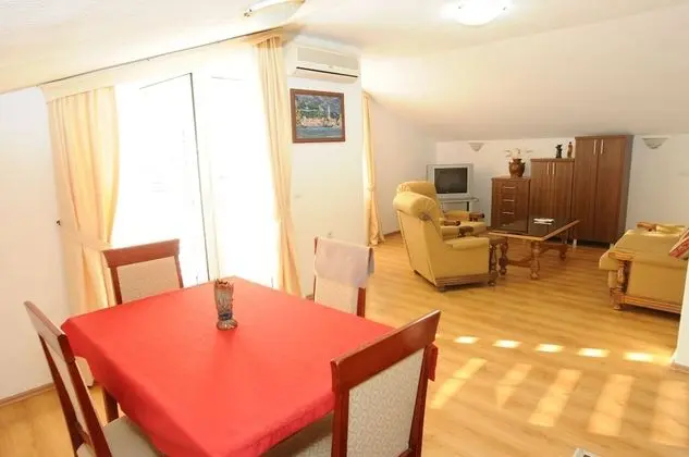 Premium Stüdyo, Birden Çok Yatak, Sigara İçilmez, Bahçe Manzaralı