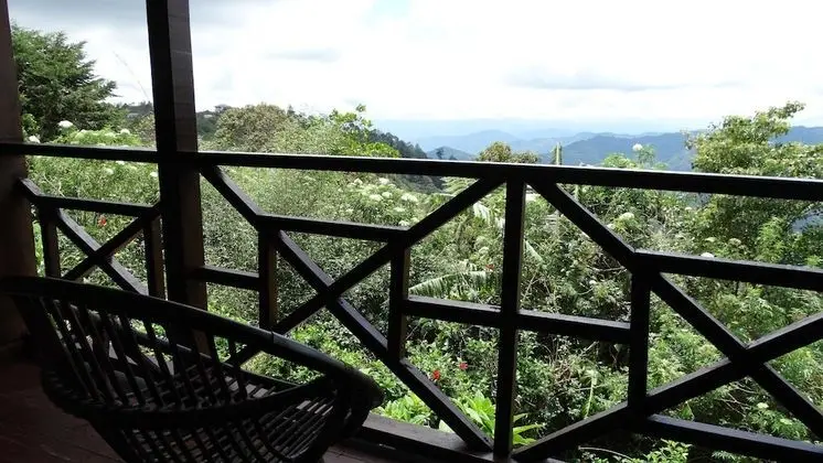 Standard Üç Kişilik Oda, Balkon