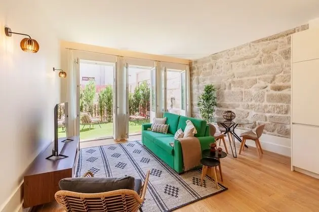 Premium Apart Daire, Bahçe Manzaralı