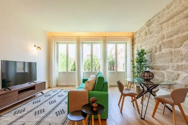 Premium Apart Daire, Bahçe Manzaralı