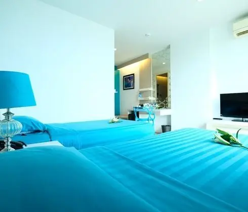 One Bed Room