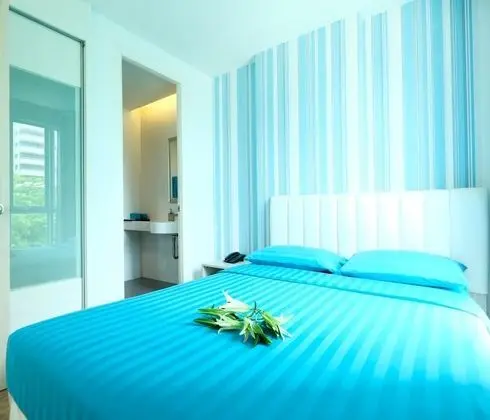 One Bed Room