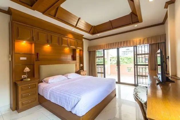 4 Bedroom Pool Villa
