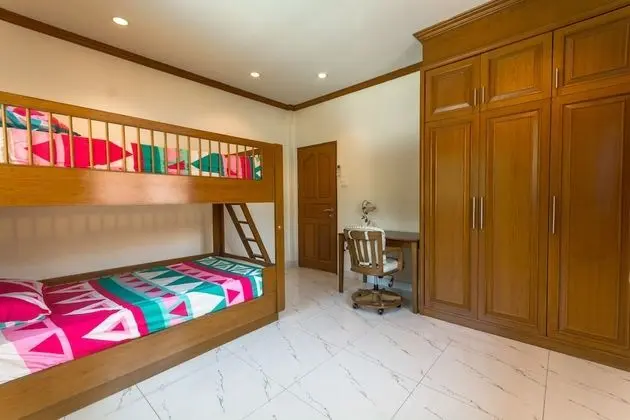 4 Bedroom Pool Villa