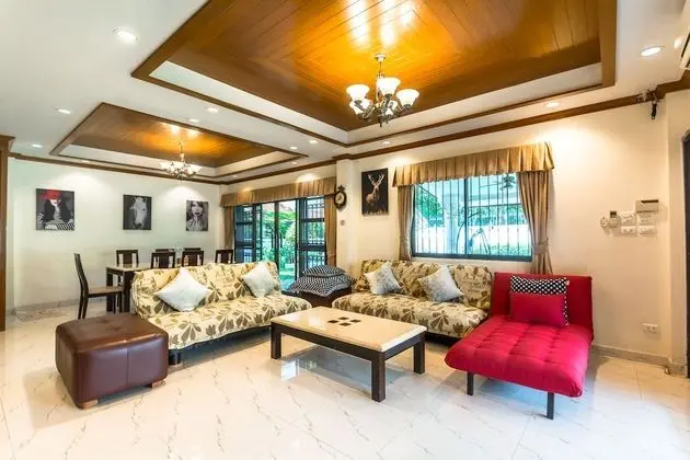 4 Bedroom Pool Villa