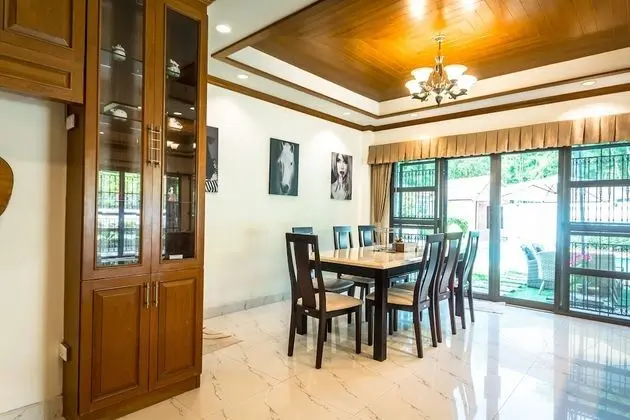 4 Bedroom Pool Villa