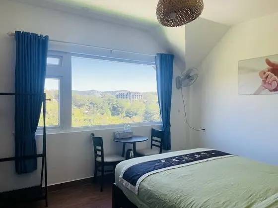 Üç Kişilik Oda