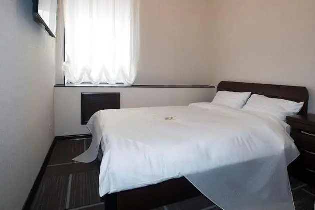 Economy Tek Büyük Yataklı Oda