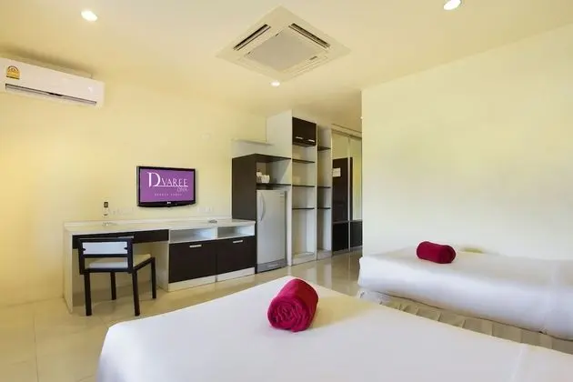 Standard Twin Room (Residence Wing)
