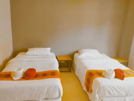 Standard Twin Room (Residence Wing)