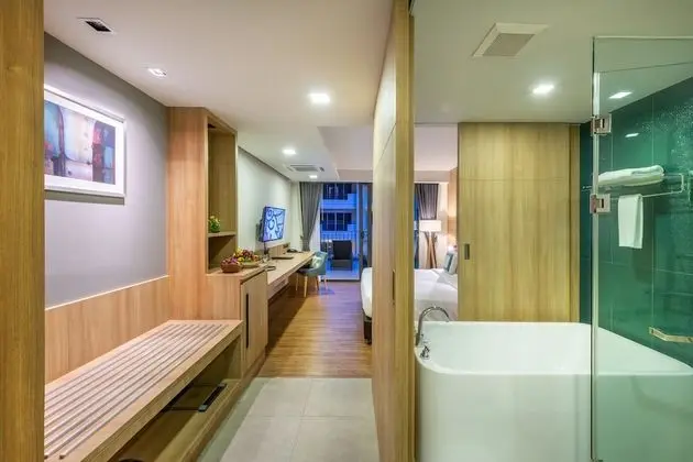 Studio Suite Pool View