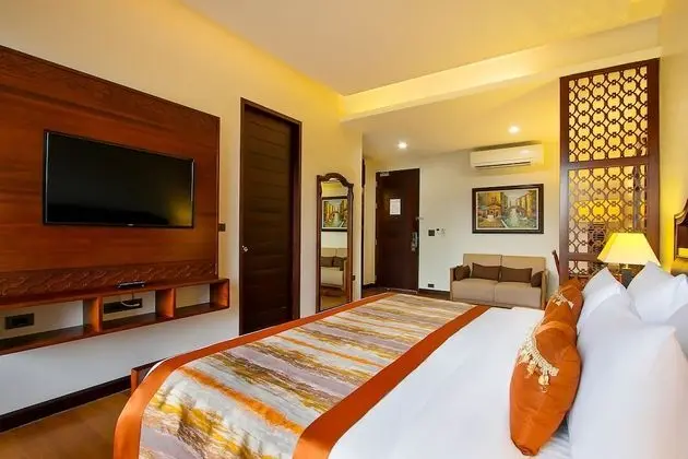 Jacuzzi Suite