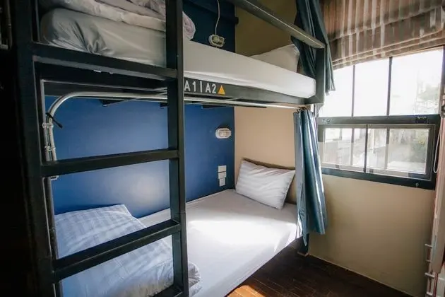 4 Beds Mixed Dormitory