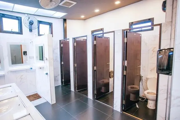 6 Beds Female Dormitory