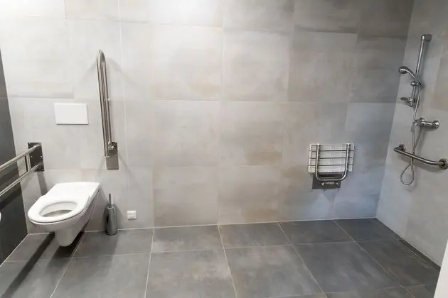 Standard Tek Büyük veya İki Ayrı Yataklı Oda, Engellilere Uygun