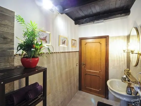 Dört Kişilik Oda, Özel Banyo (External)