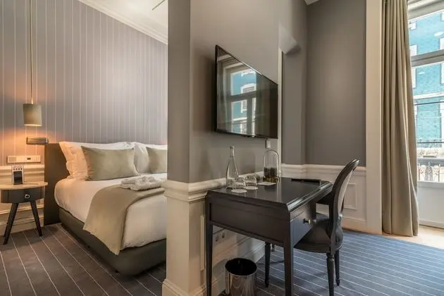 Premium Tek Büyük veya İki Ayrı Yataklı Oda, Şehir Manzaralı