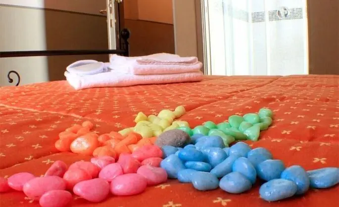 Büyük Yataklı Tek Kişilik Oda