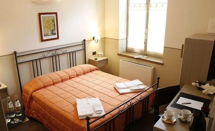 Tek Büyük veya İki Ayrı Yataklı Oda, Sigara İçilmez