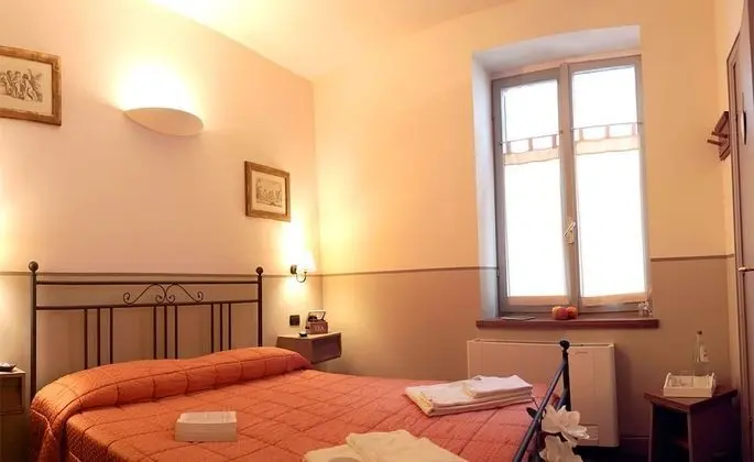 Tek Büyük veya İki Ayrı Yataklı Oda, Sigara İçilmez