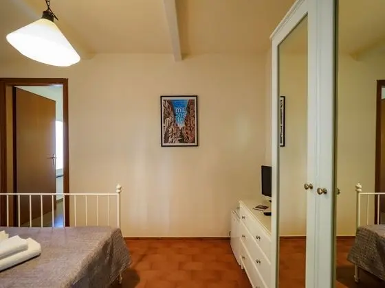 Comfort Tek Büyük Yataklı Oda, 3 Yatak Odası, Sigara İçilmez, Özel Banyo