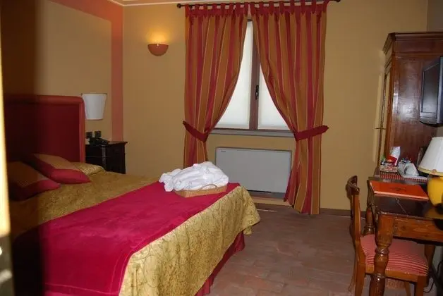 Classic Tek Büyük veya İki Ayrı Yataklı Oda