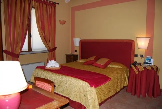 Classic Tek Büyük veya İki Ayrı Yataklı Oda