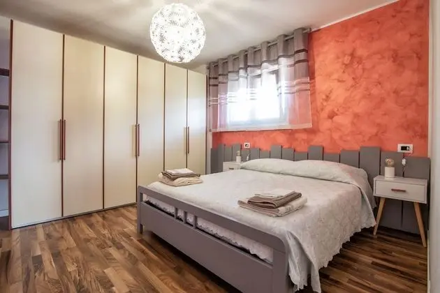 Tek Büyük veya İki Ayrı Yataklı Oda, Banyolu/Duşlu