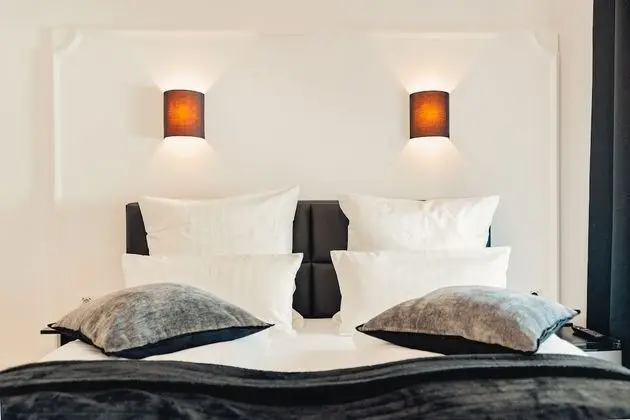 Deluxe Tek Büyük Yataklı Oda (Positano)