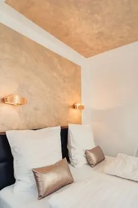 Deluxe Tek Büyük Yataklı Oda (Positano)