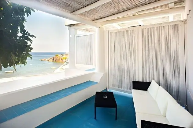 Panoramic Oda, Veranda