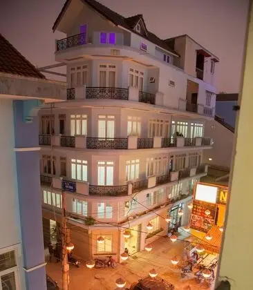 Superior Tek Büyük Yataklı Oda