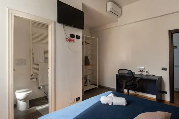 City Tek Büyük Yataklı Oda