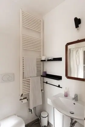 City Tek Büyük Yataklı Oda