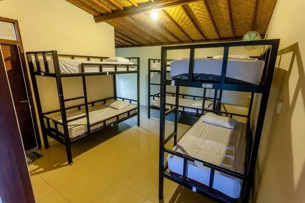 Ortak Ranzalı Oda, Birden Çok Yatak