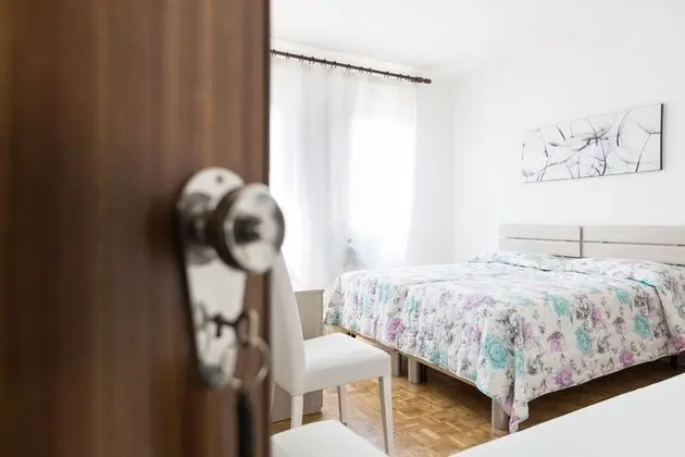 Basic Üç Kişilik Oda