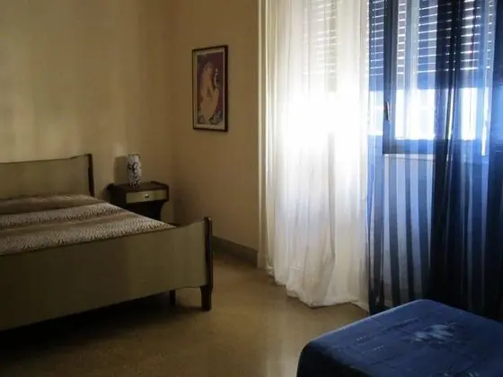 Üç Kişilik Oda, Ortak Banyo