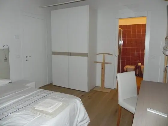 Tek Büyük veya İki Ayrı Yataklı Oda (n°1)