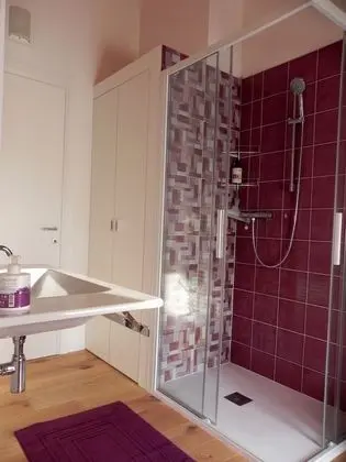 Tek Büyük veya İki Ayrı Yataklı Oda (n°1)