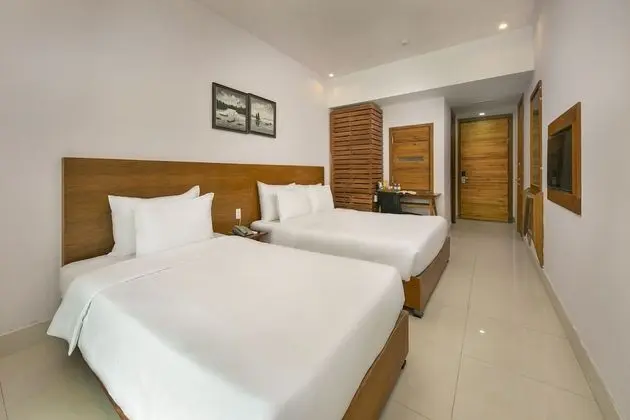 Deluxe Üç Kişilik Oda