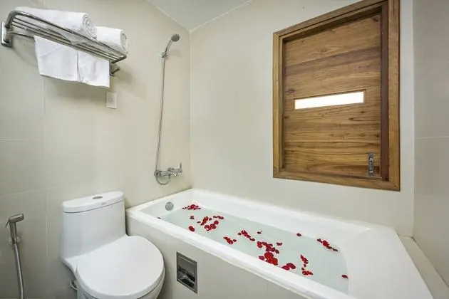 Deluxe Üç Kişilik Oda