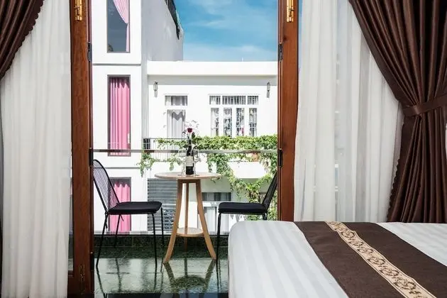Stüdyo, Balkon