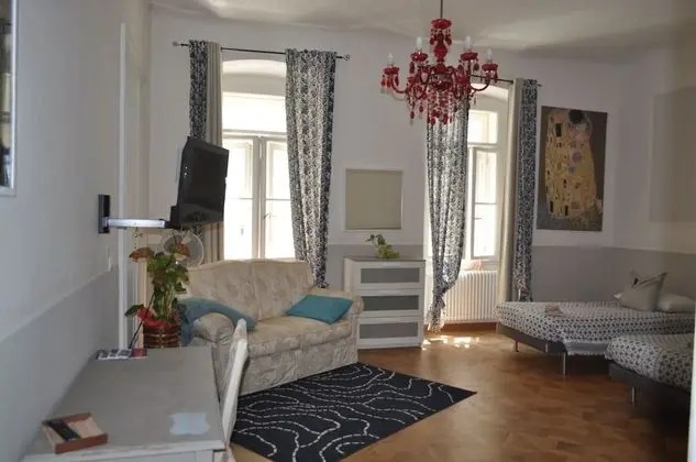 Economy Dört Kişilik Oda, Ortak Banyo