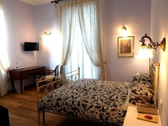 Tek Büyük Yataklı Oda (Azzurra)