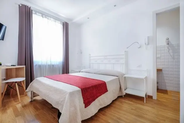 Classic Tek Büyük Yataklı Oda