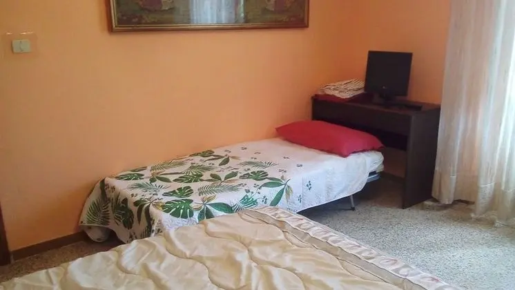 Üç Kişilik Oda, Ortak Banyo
